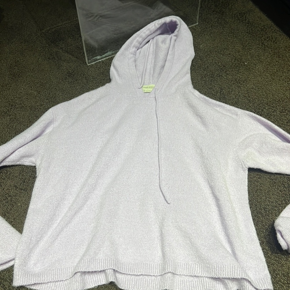 Size medium hooded sweater urban outfitters